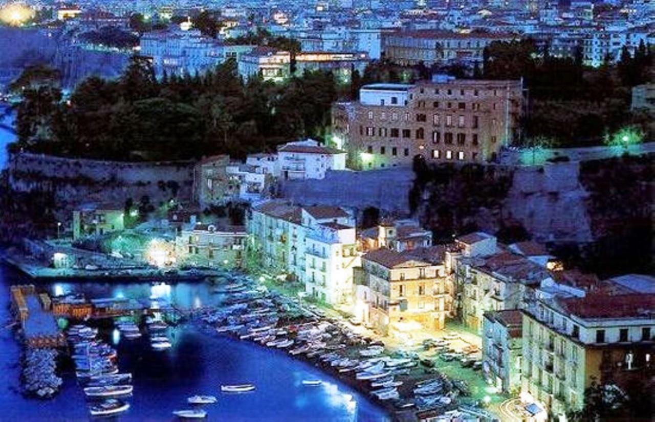 Il Borgo Antico Sea View Apartment Sorrent